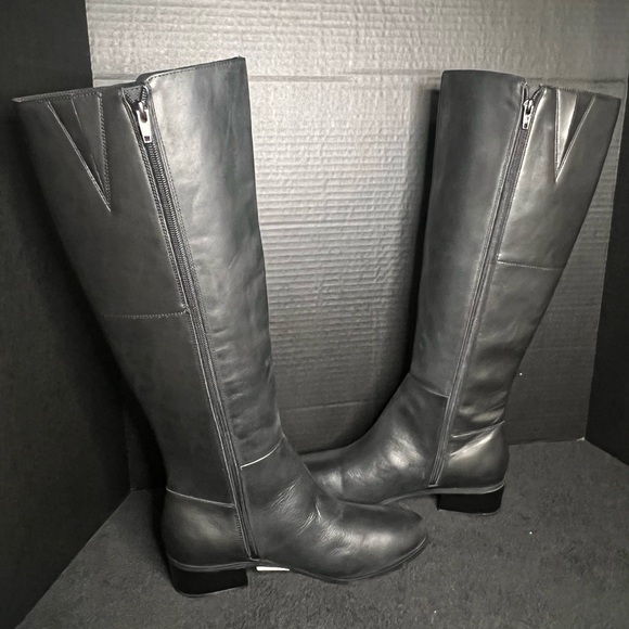 NWOB Rockport Black Leather Evalyn Tall Knee Almond Block Heel Riding Boots 8M - Picture 9 of 16